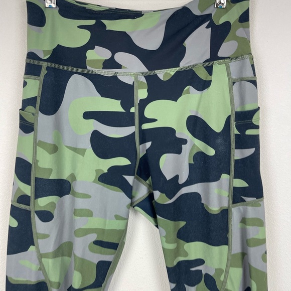 🥑5/$25 Zyia Active Leggings Size Large Womens Camo Green Gray high waist - Picture 3 of 5